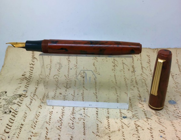 Stylo plume Montblanc Noblesse n°18140 marbre bleu