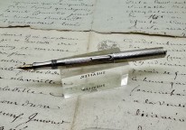 Stylo plume a pompe en argent "The Lucky"