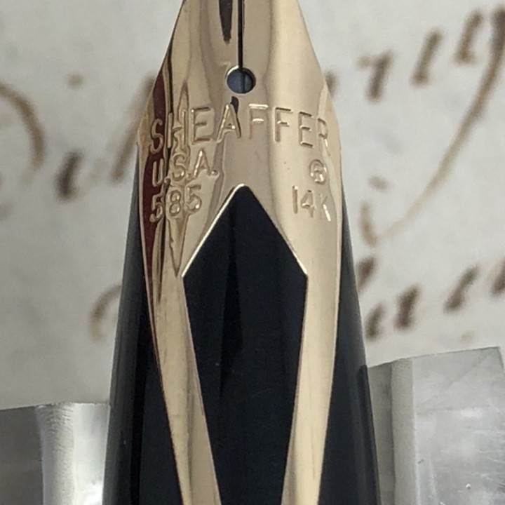 Stylo plume neuf Sheaffer Targa plaqué or