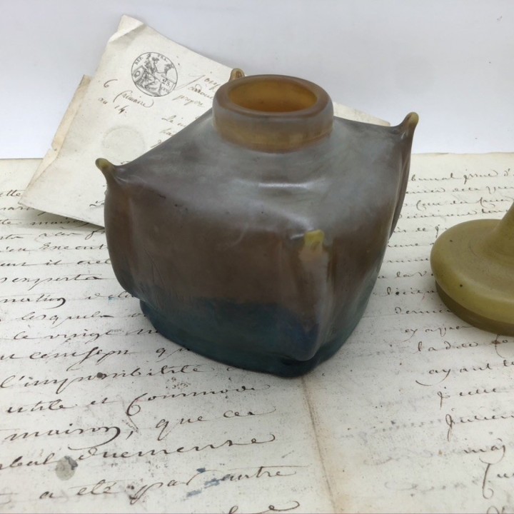 Daum-inktpot in gemarmerde pâte de verre, 1900