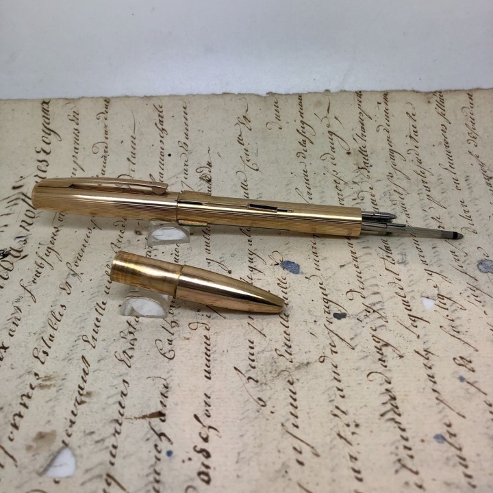 Bolígrafo Waterman 4 colores chapado en oro modelo Pintabille 1970