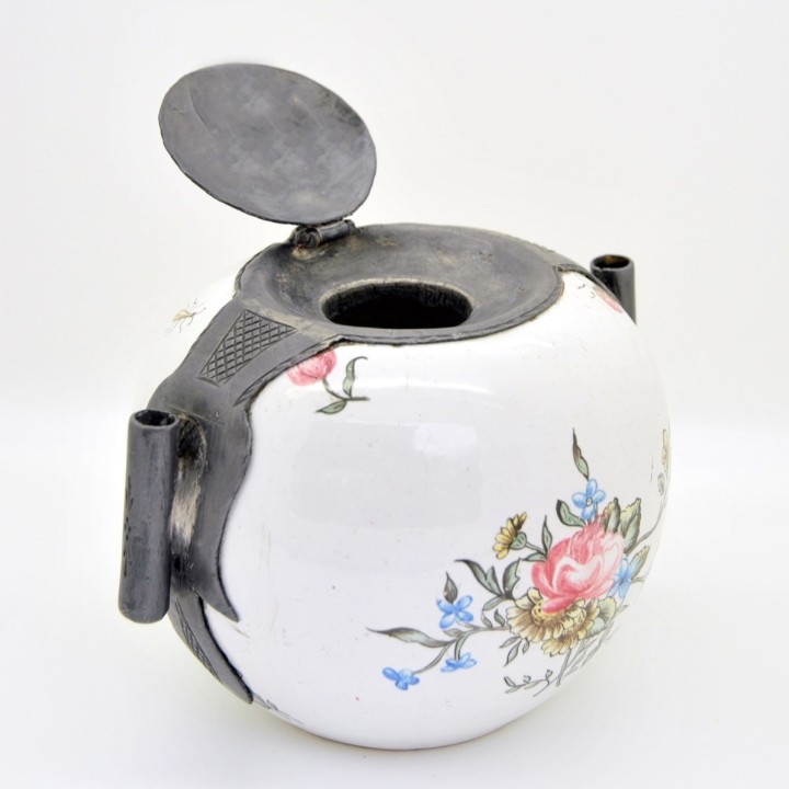18世紀 彩色磁器と鉛のインク壺