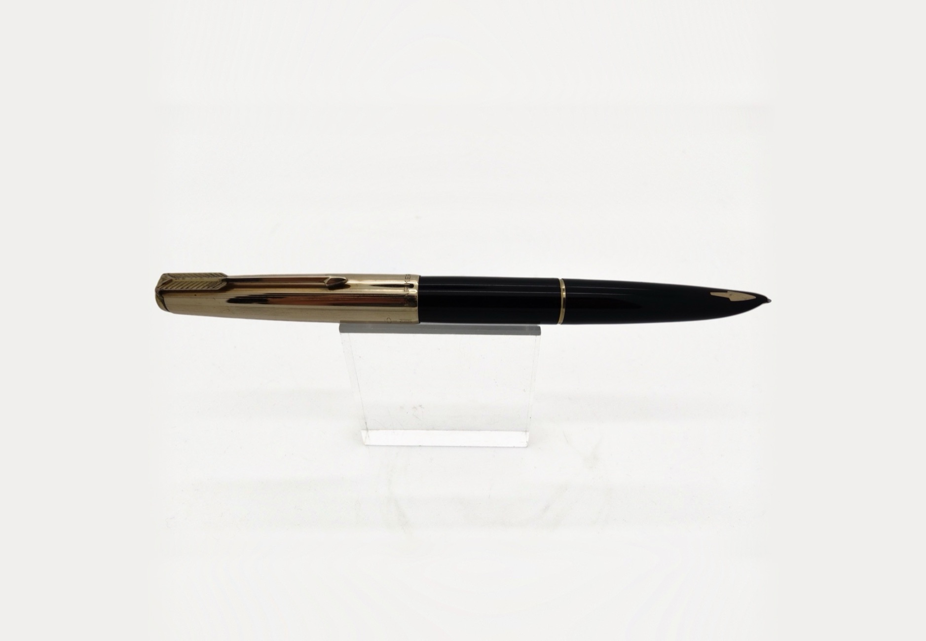 Parker 61 noir en lucite à cartouche 1965